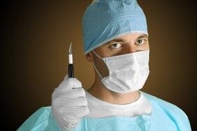 Orvosi okokból péniszbővítő műtétet végző sebész